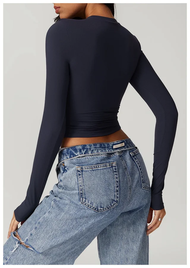 Alo Shirts Cropped crew-neck long-sleeve top product detail image 49