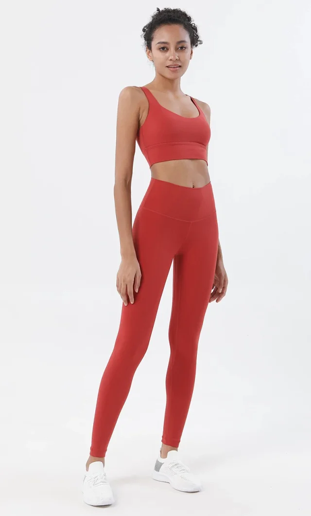 Alo Underwear Crisscross Back Sports Bra product detail image 30