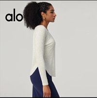 Alo Long Tee — seller photo 3
