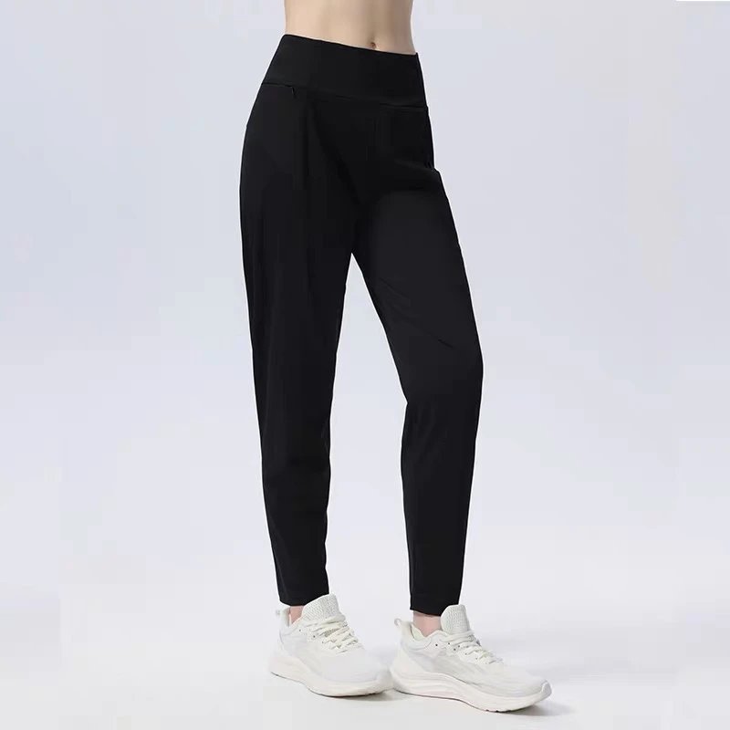 Alo Yoga Trousers High-Waisted Tapered Performance image 6