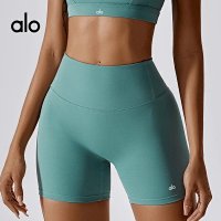Alo Short — seller photo 4