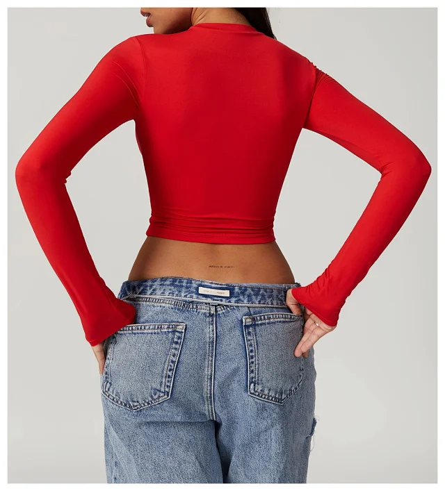 Alo Shirts Cropped crew-neck long-sleeve top product detail image 19