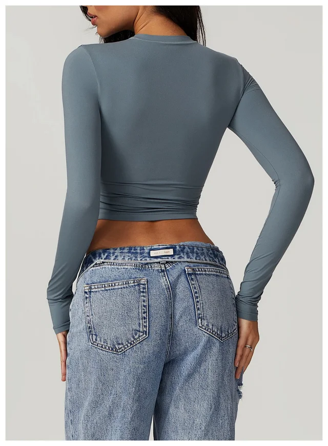 Alo Shirts Cropped crew-neck long-sleeve top product detail image 34