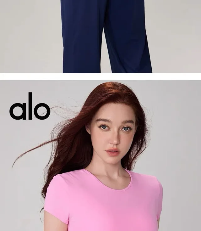 Alo T-Shirts Fitted crew-neck short-sleeve performance T-shirt product detail image 40