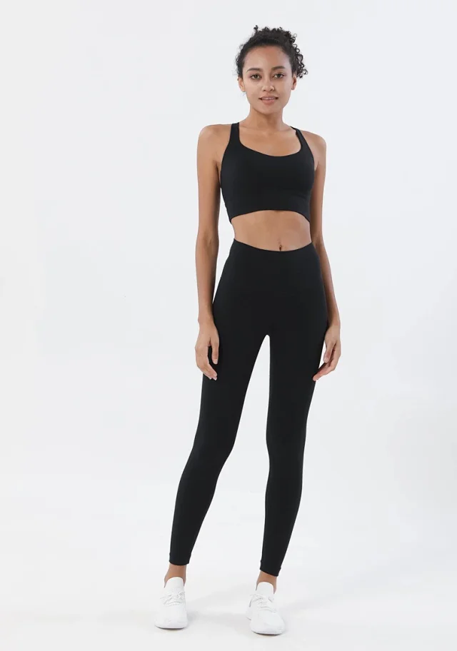 Alo Underwear Crisscross Back Sports Bra product detail image 21