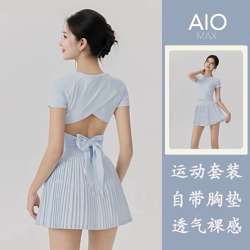 Tee from Aloyoga