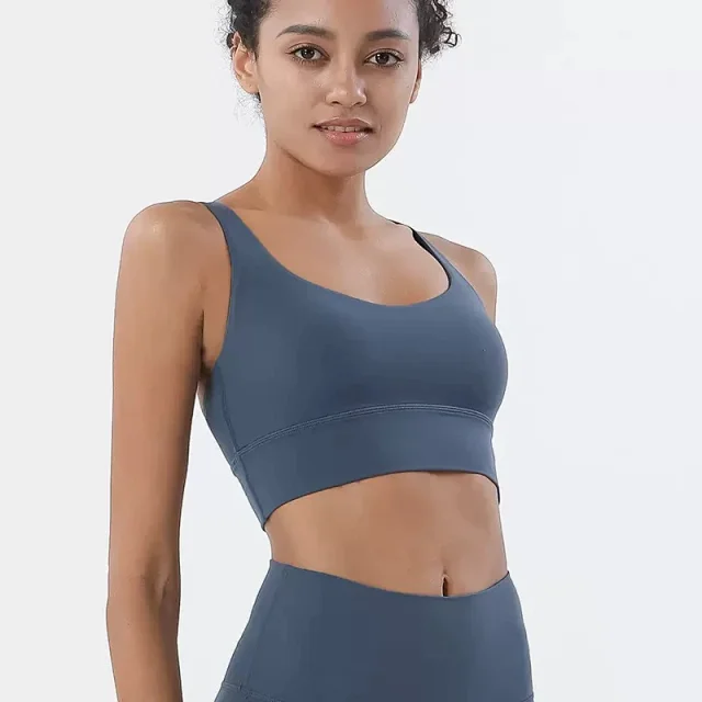 Alo Underwear Crisscross Back Sports Bra product detail image 9