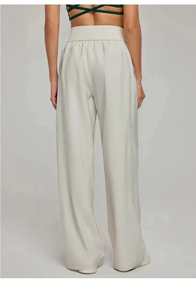Alo Trousers High-Waisted Wide-Leg with Pockets product detail image 17