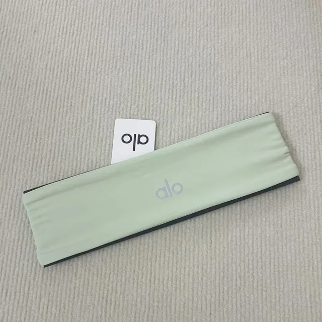 Alo Hats Wide Elastic Yoga Headband product detail image 56