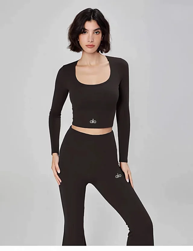 Alo Yoga Shirts Women's long-sleeve cropped athletic top with built-in bra product detail image 31