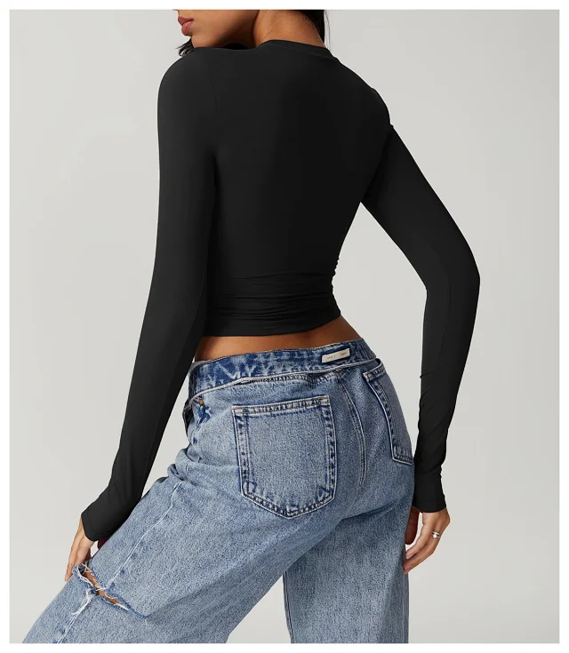 Alo Shirts Cropped crew-neck long-sleeve top product detail image 24