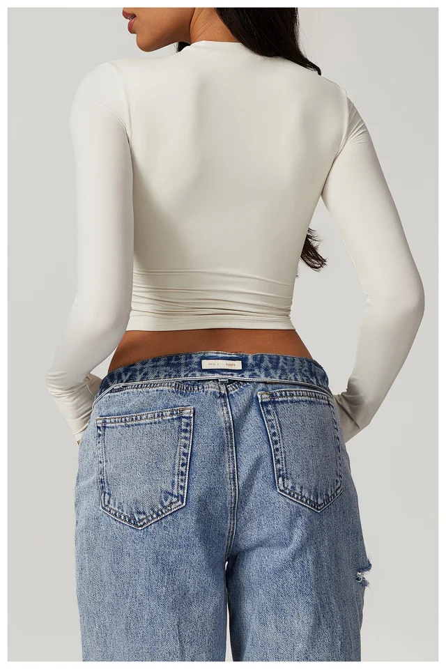 Alo Shirts Cropped crew-neck long-sleeve top product detail image 39