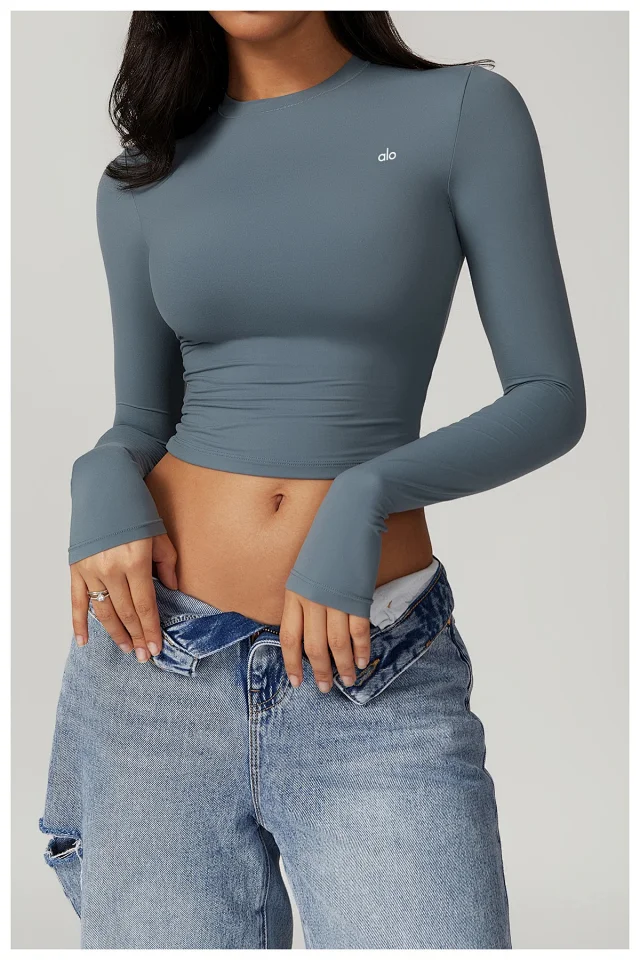 Alo Shirts Cropped crew-neck long-sleeve top product detail image 33