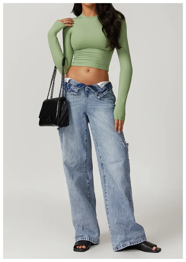 Alo Shirts Cropped crew-neck long-sleeve top product detail image 45