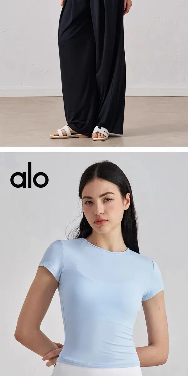Alo T-Shirts Fitted crew-neck short-sleeve performance T-shirt product detail image 31