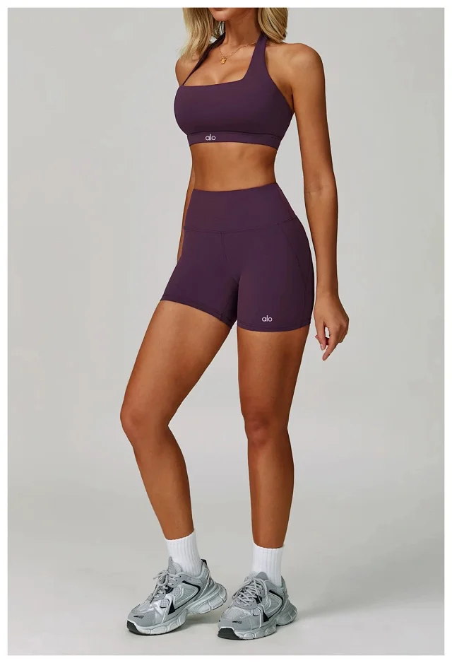 Alo Yoga Matching Sets Halter sports bra and high-waisted bottoms set product detail image 55
