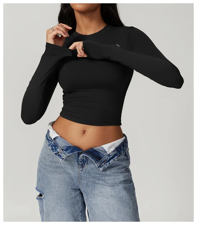 Alo Shirts Cropped crew-neck long-sleeve top product detail image 23