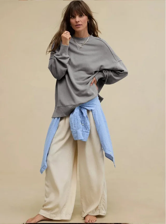 Alo Yoga Hoodies & Sweatshirts Oversized drop-shoulder crewneck sweatshirt product detail image 24