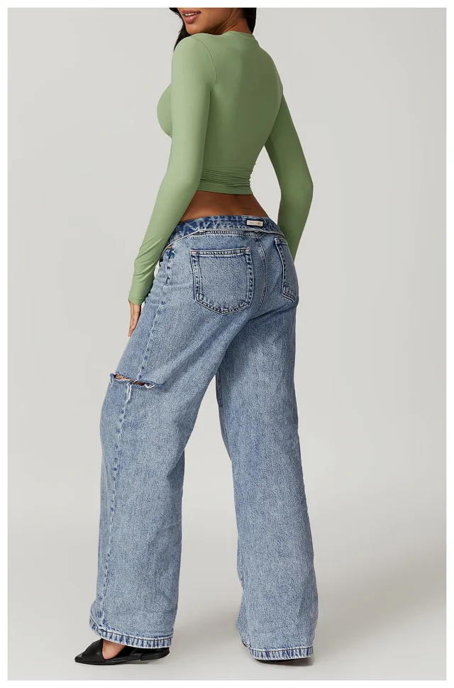 Alo Shirts Cropped crew-neck long-sleeve top product detail image 46