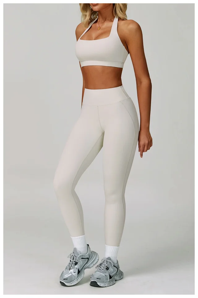 Alo Yoga Matching Sets Halter sports bra and high-waisted bottoms set product detail image 38