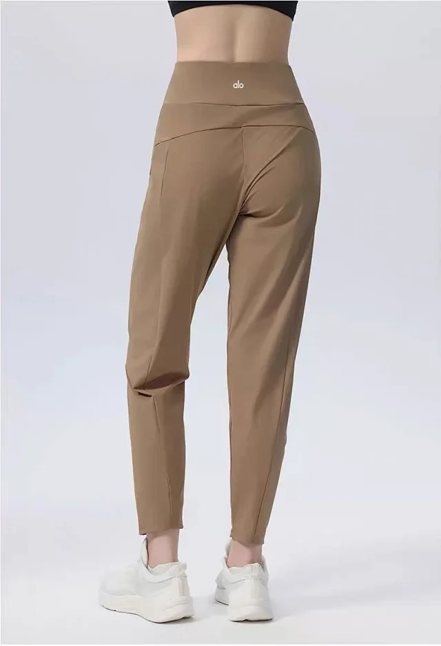 Alo Yoga Trousers High-Waisted Tapered Performance product detail image 23