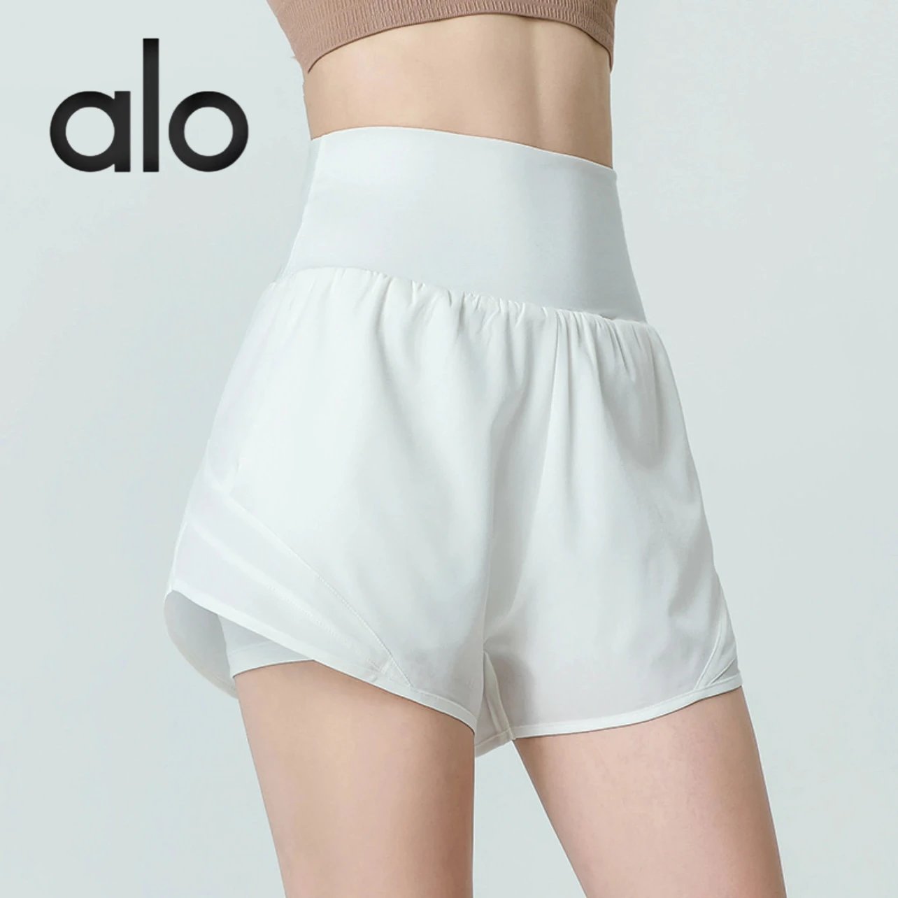 alo High-Waist Flowy Shorts [3