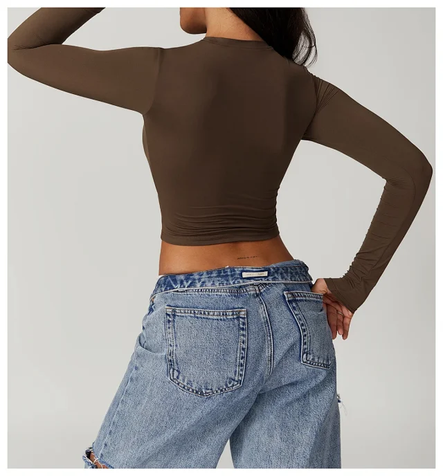 Alo Shirts Cropped crew-neck long-sleeve top product detail image 29