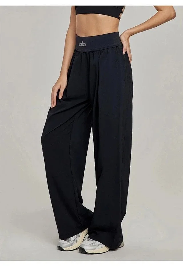 Alo Trousers High-Waisted Wide-Leg with Pockets product detail image 19