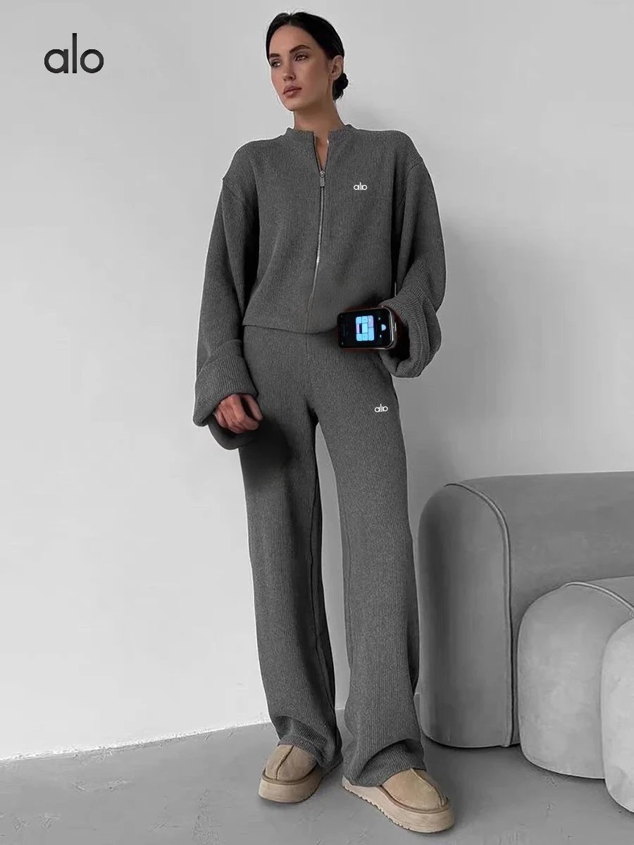Alo Tracksuits Knitted zip-up jacket and wide-leg trousers set image 5