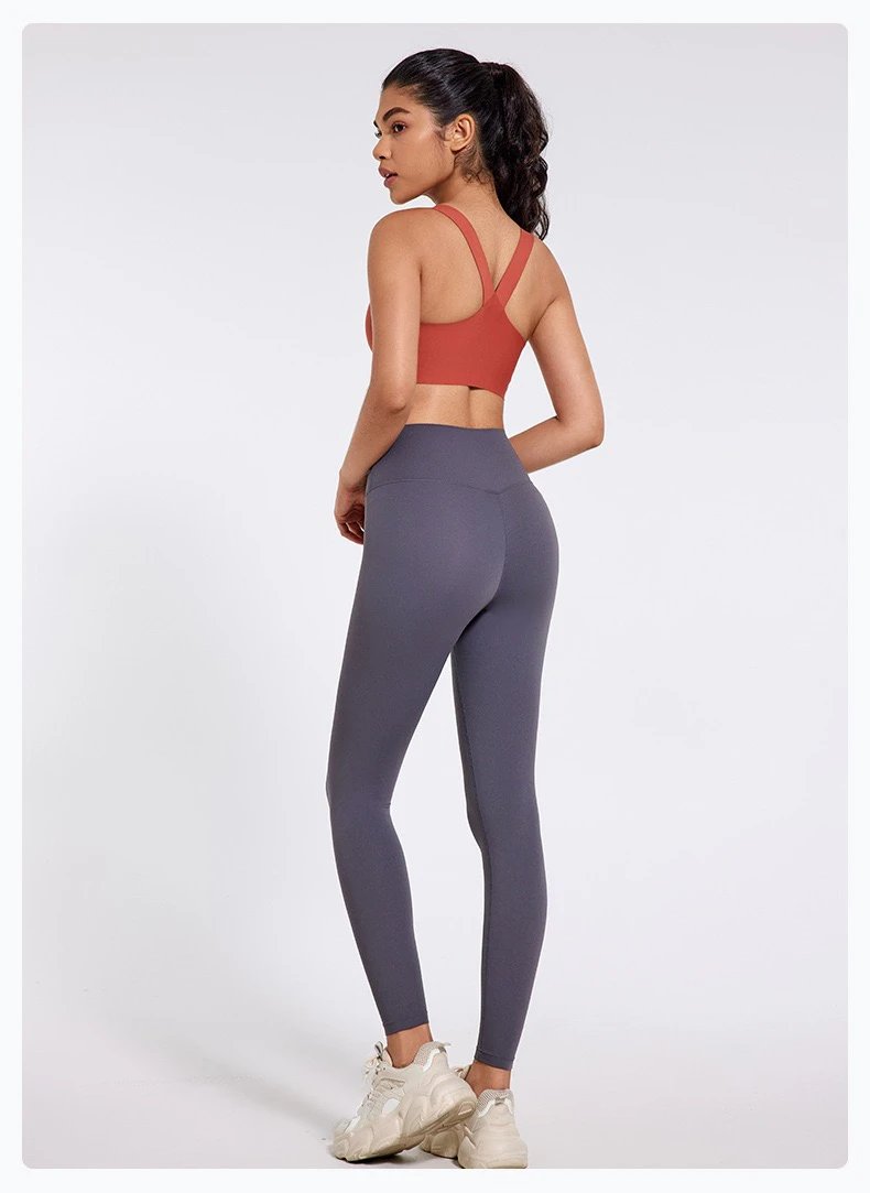 Alo Yoga Essential Sports Bra Black Activewear - 17