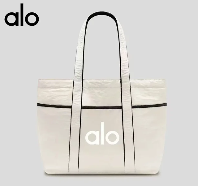 Alo Handbags Logo Tote Bag product detail image 8