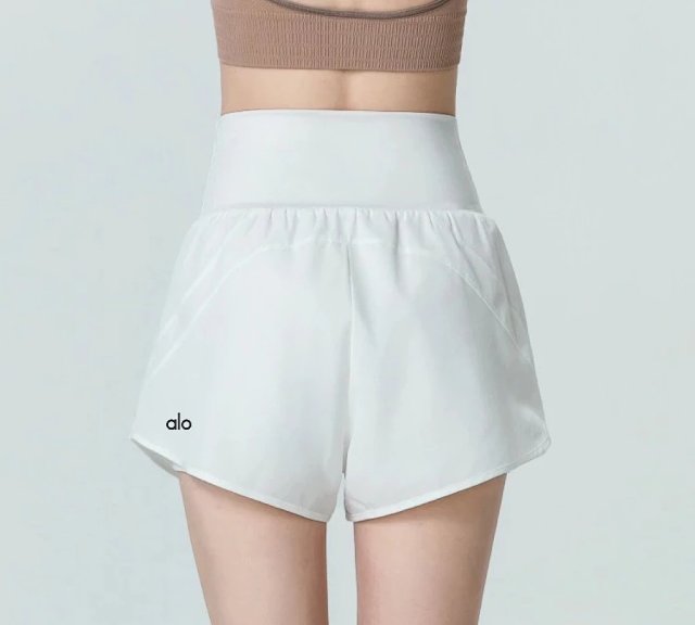 Alo Short: seller detail photo 2