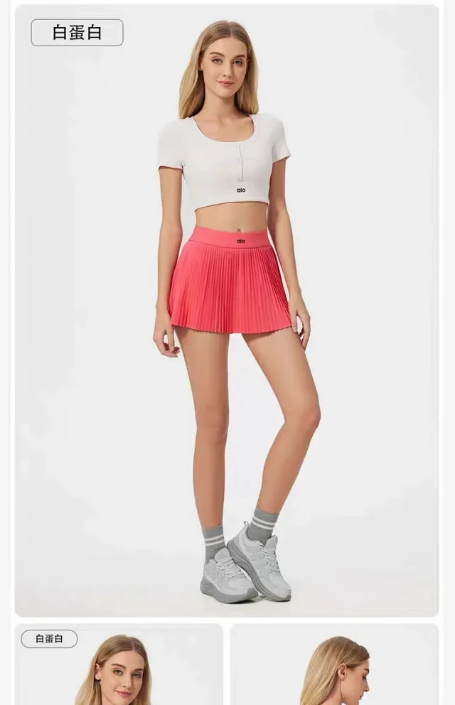 Alo Yoga T-Shirts Cropped short-sleeve button-front athletic top product detail image 23