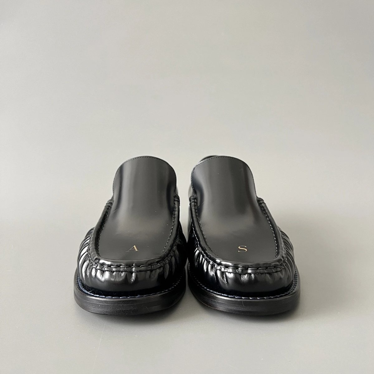 Maison Margiela Tabi Loafer Black Leather Shoes Loafers product detail 2 in Litbuy spreadsheet finds