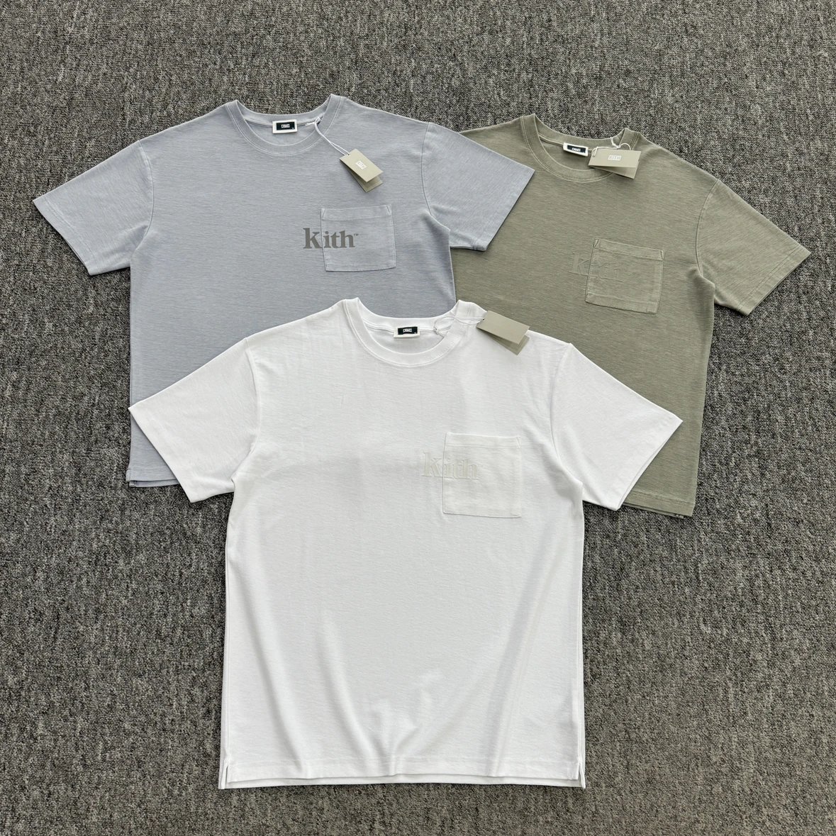 KITH Heavyweight Distressed Washed Slub Cotton Flocked Logo Pocket Short Sleeve T-Shirt for Couples