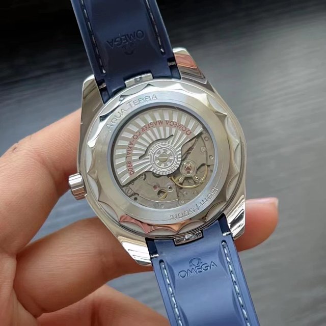 Omega Watch: seller detail photo 13