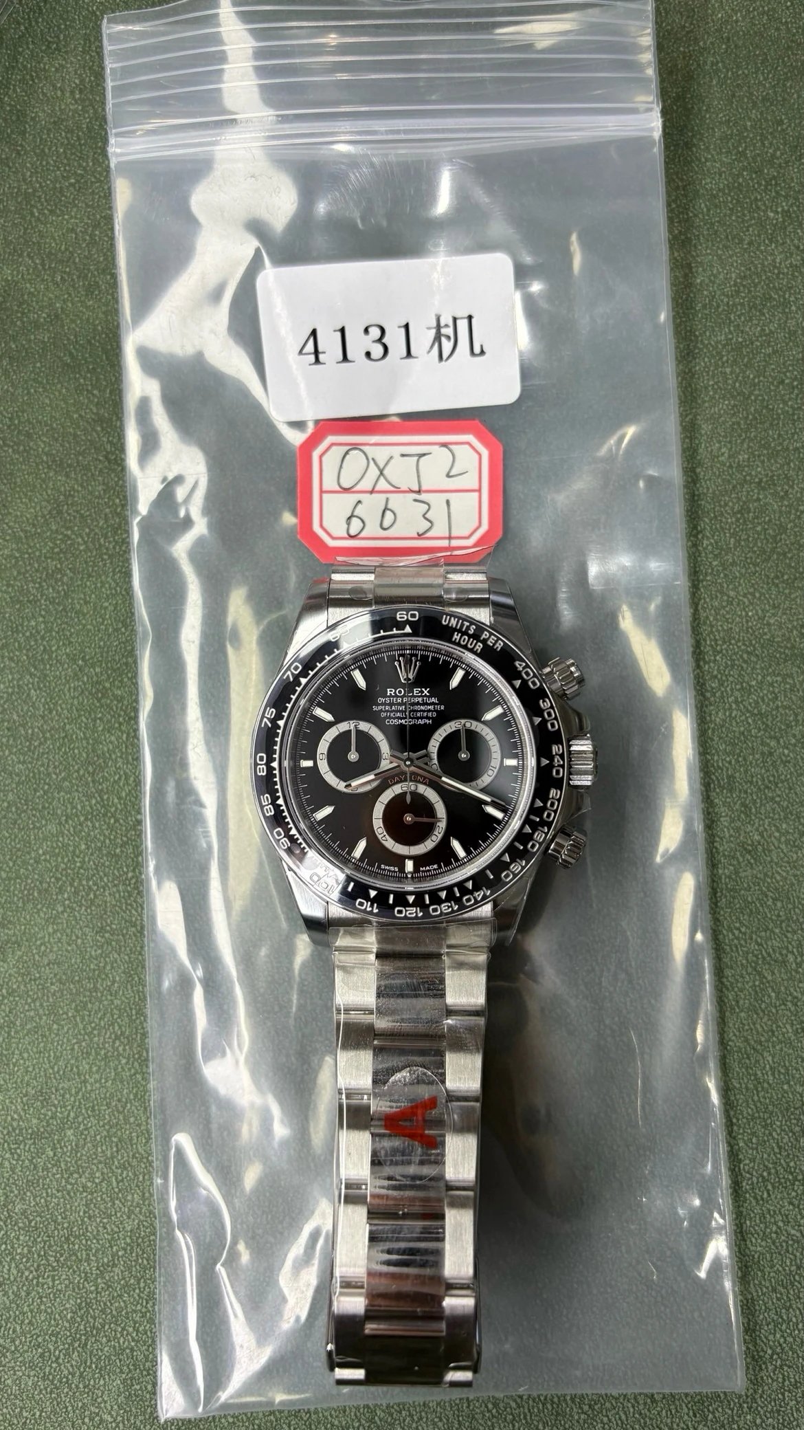 Rolex Cosmograph Daytona Watches — SB000549 listing image