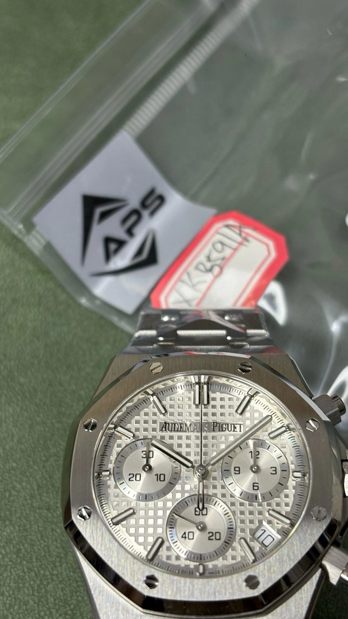 Audemars Piguet Royal Oak Chronograph Silver Dial Stainless Steel Watch Watches - 6