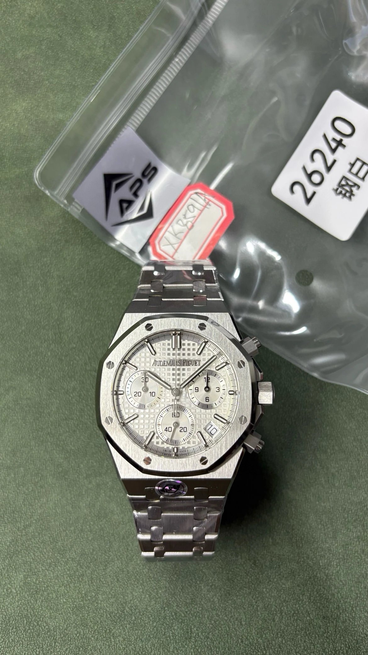 Audemars Piguet Royal Oak Chronograph Silver Dial Stainless Steel Watch Watches - 2