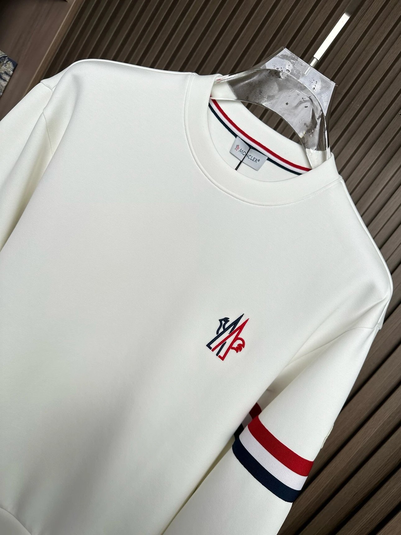 Mon sweatershirt 4