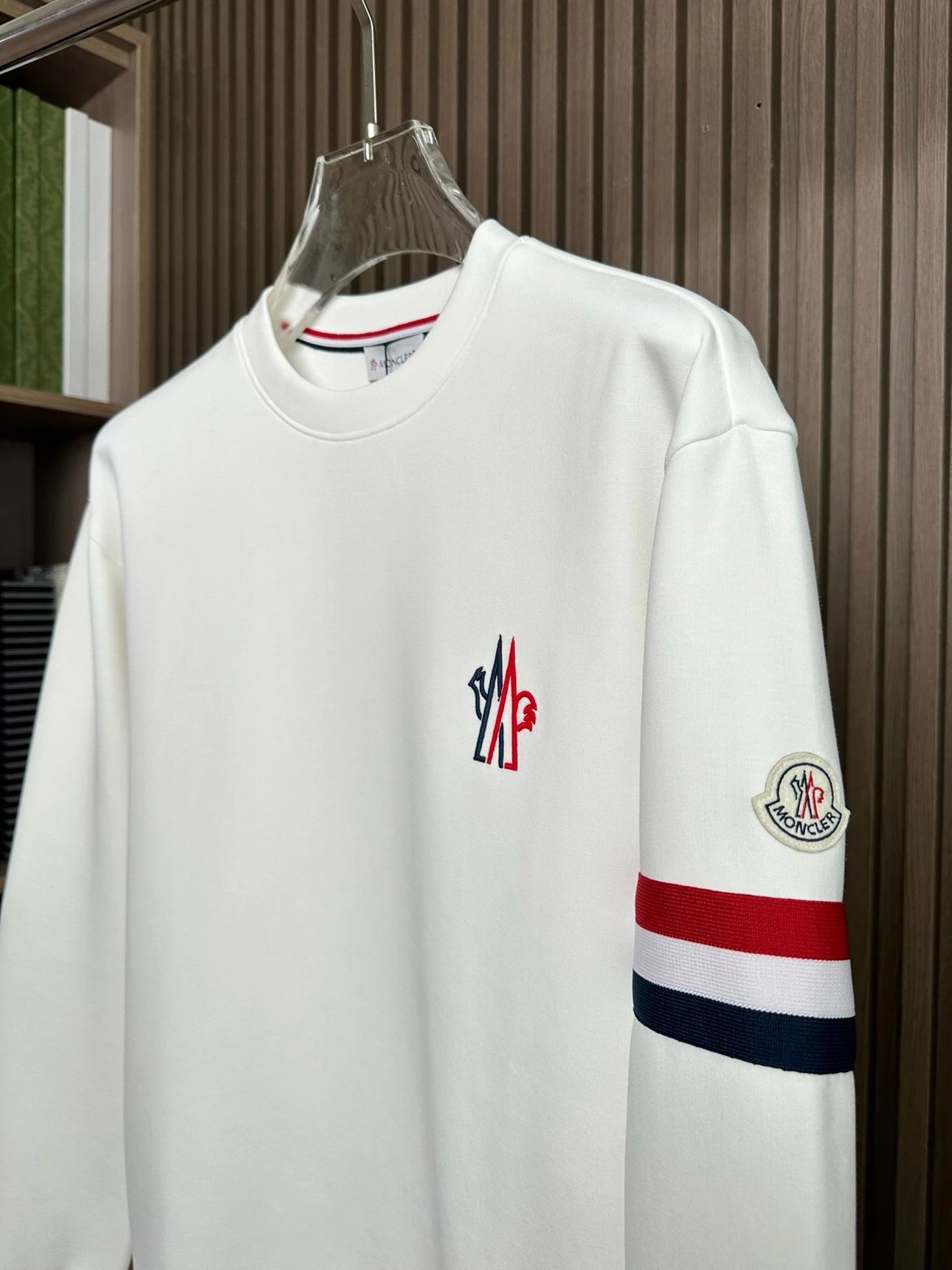 Mon sweatershirt 6