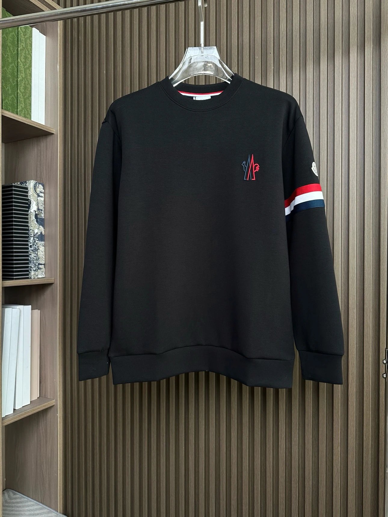 Mon sweatershirt 9