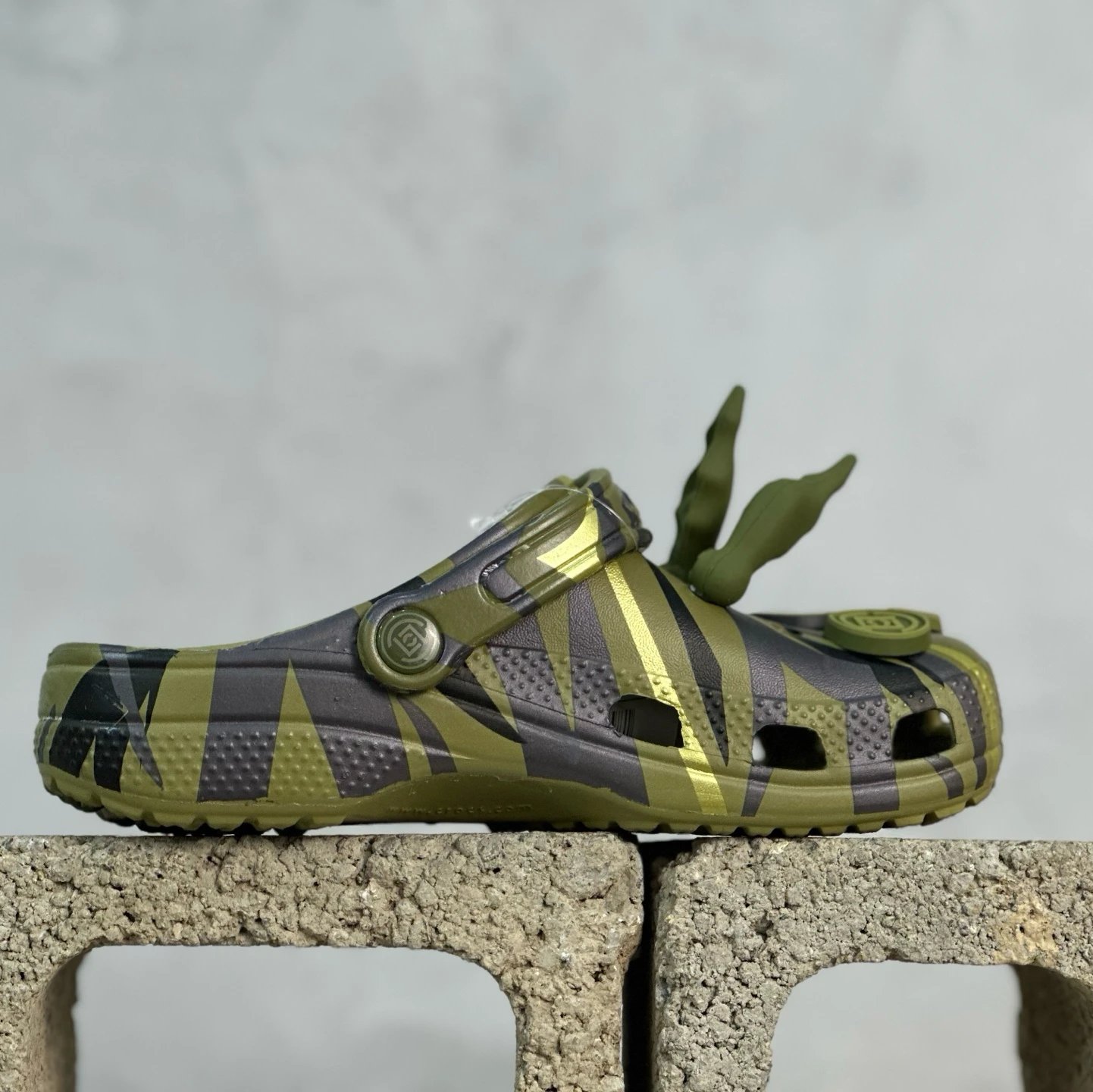 Crocs Mcqueen · 6