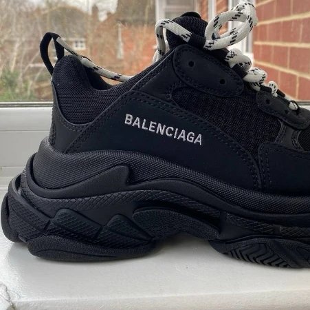 Non-Distressed All Black