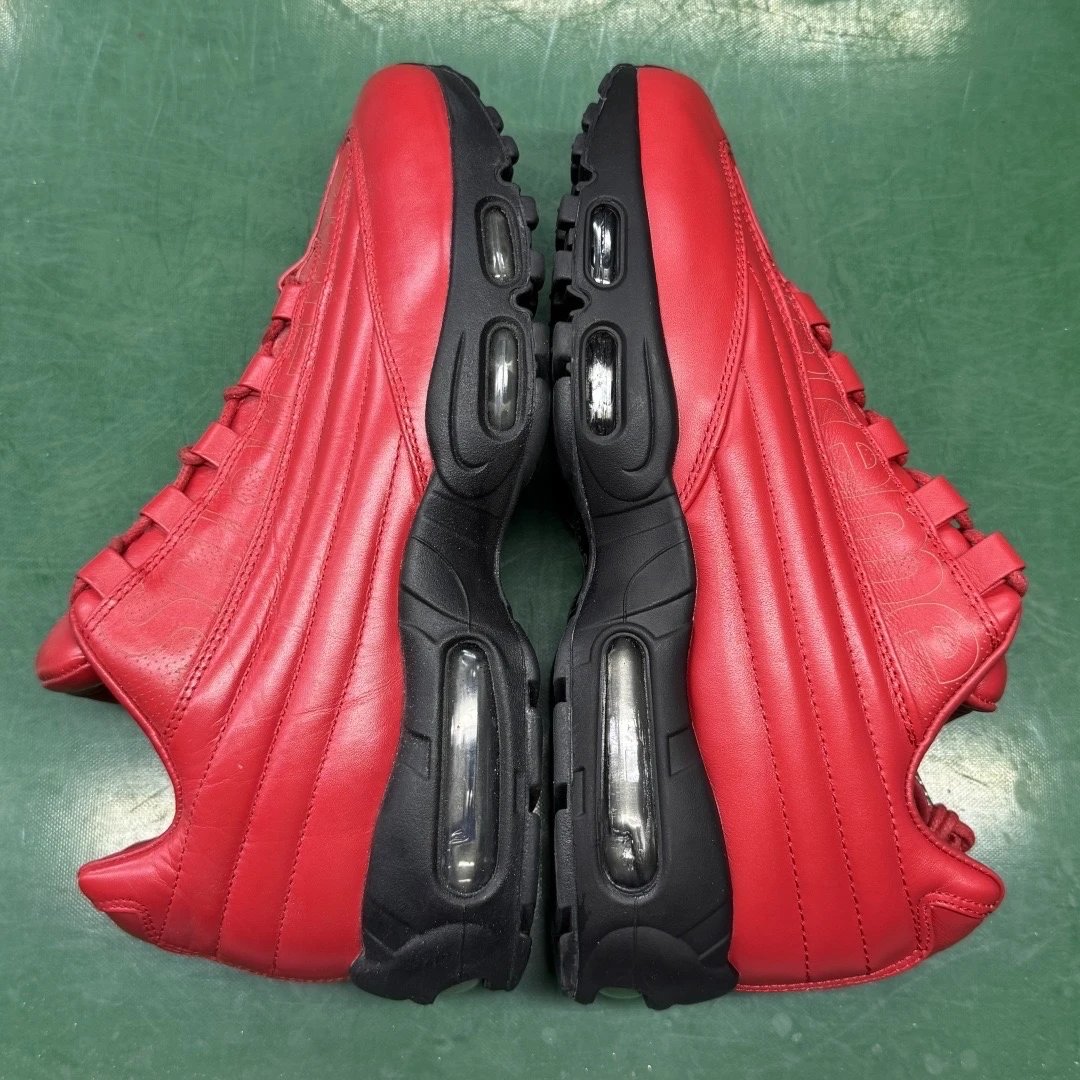 SUPREME Red