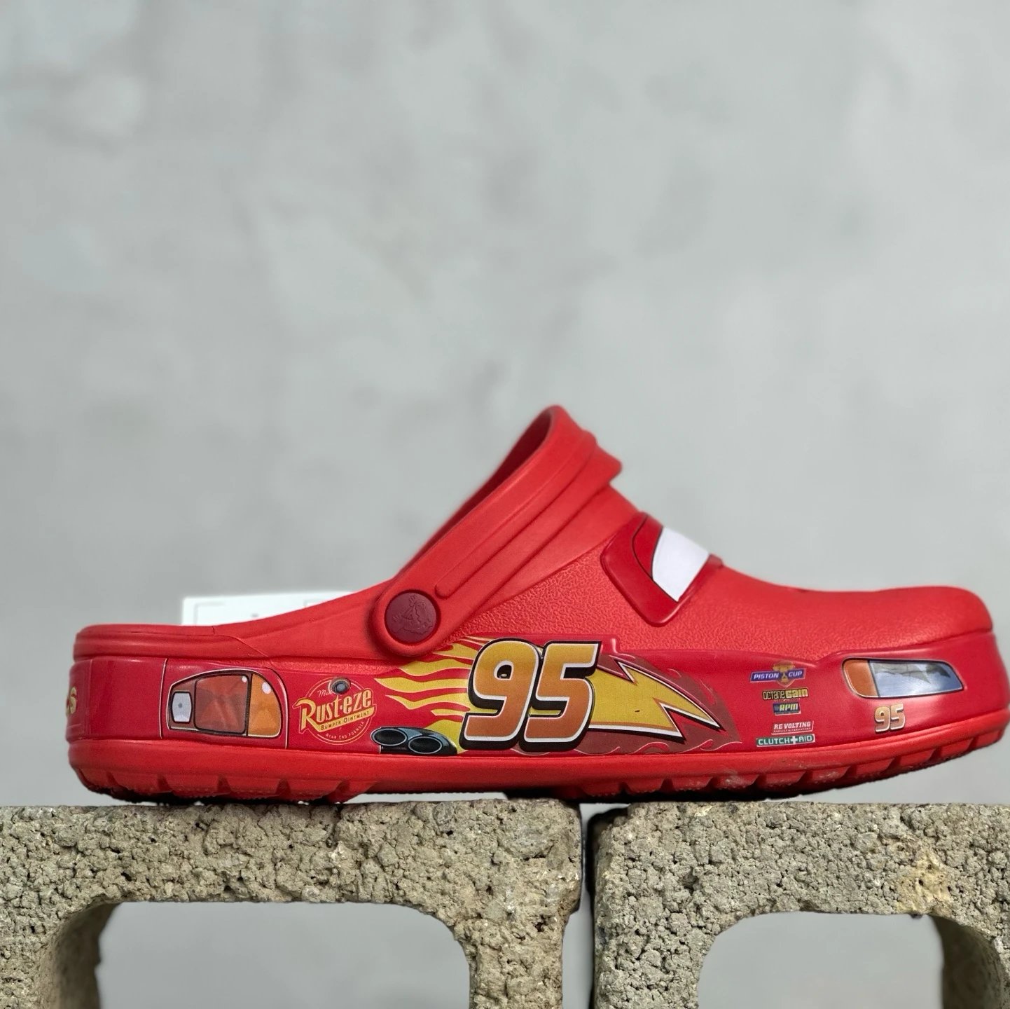 Crocs Mcqueen · 2