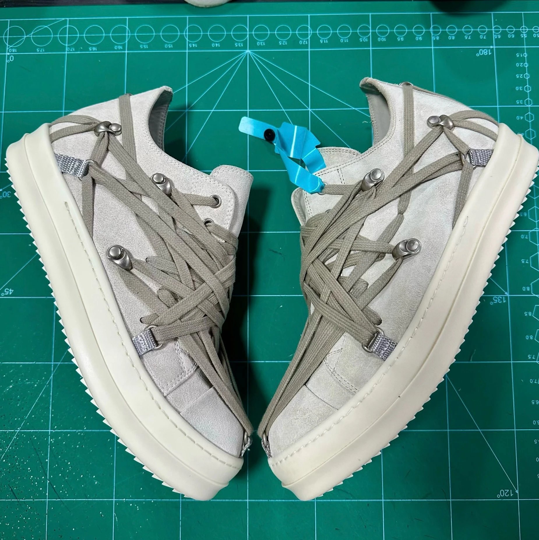 Low cut white strap suede