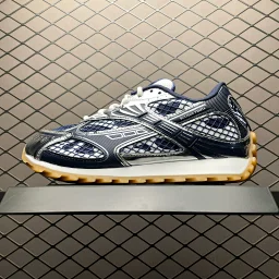 thumbnail for BV sneakers