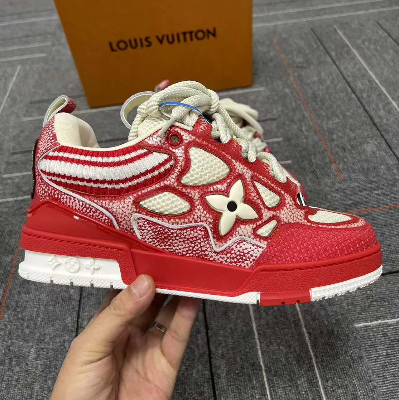 Brushed Red