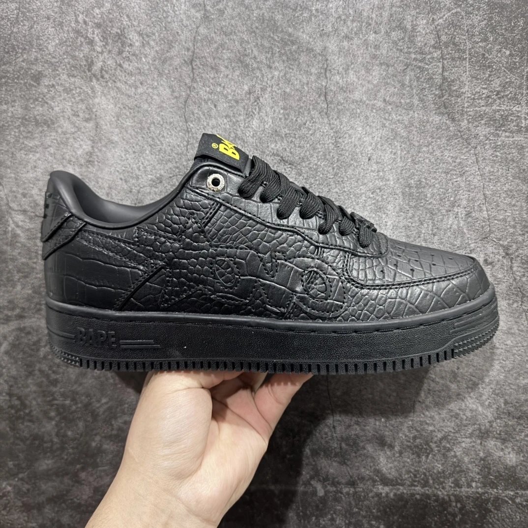 Crocodile Print Black